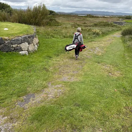 Tigh Oisin Lettermullan